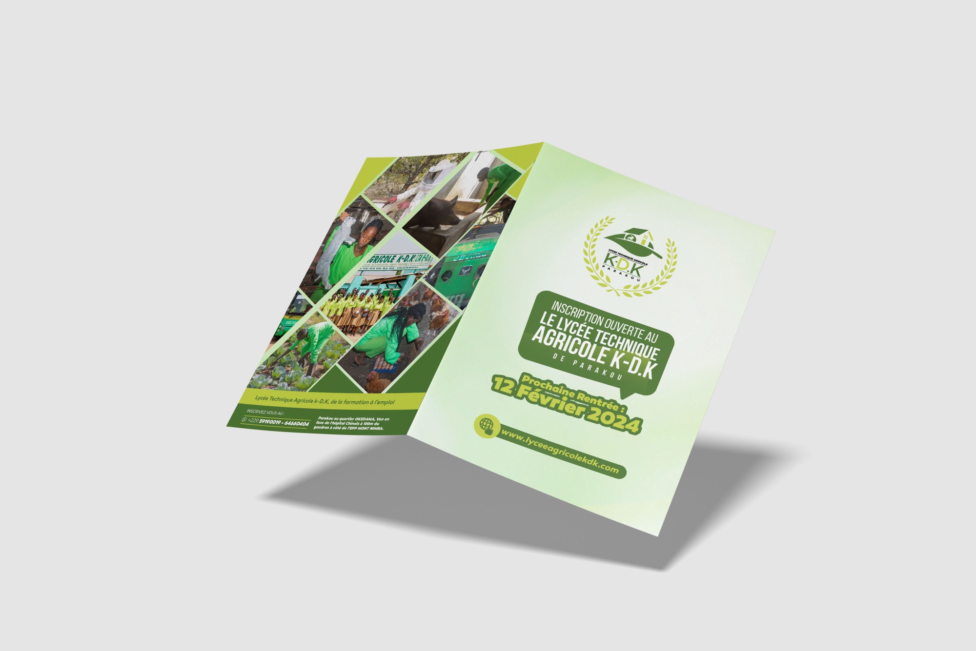 Mockup de dépliant pour l'Université Agricole K-D.K